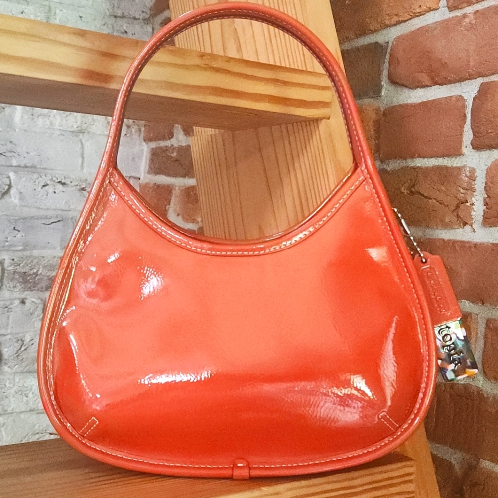 Coachtopia Ergo In Crinkle Patent Leather